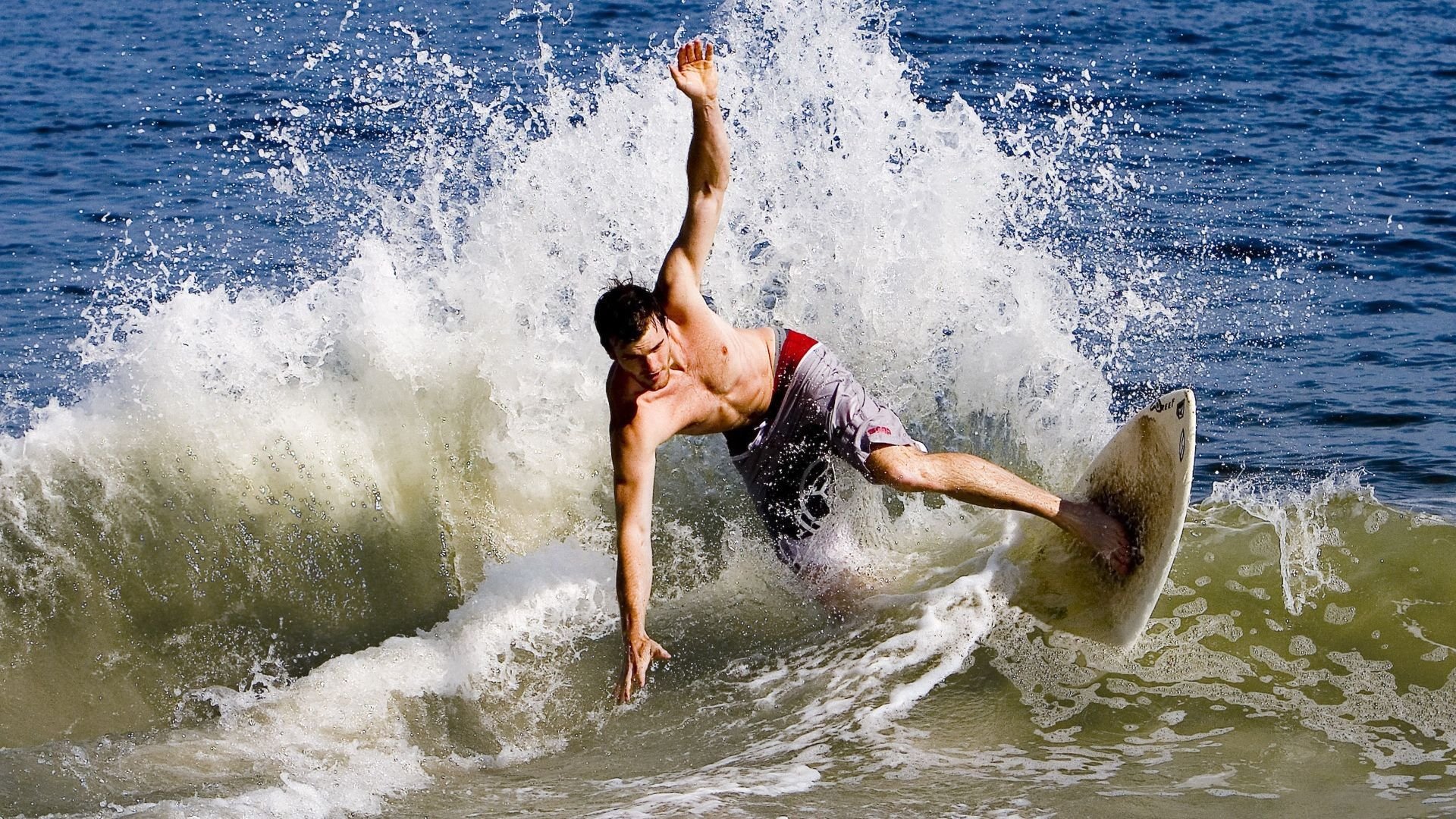 多特蒙德攻守转化速度快打出反击优势，多特蒙德厉害